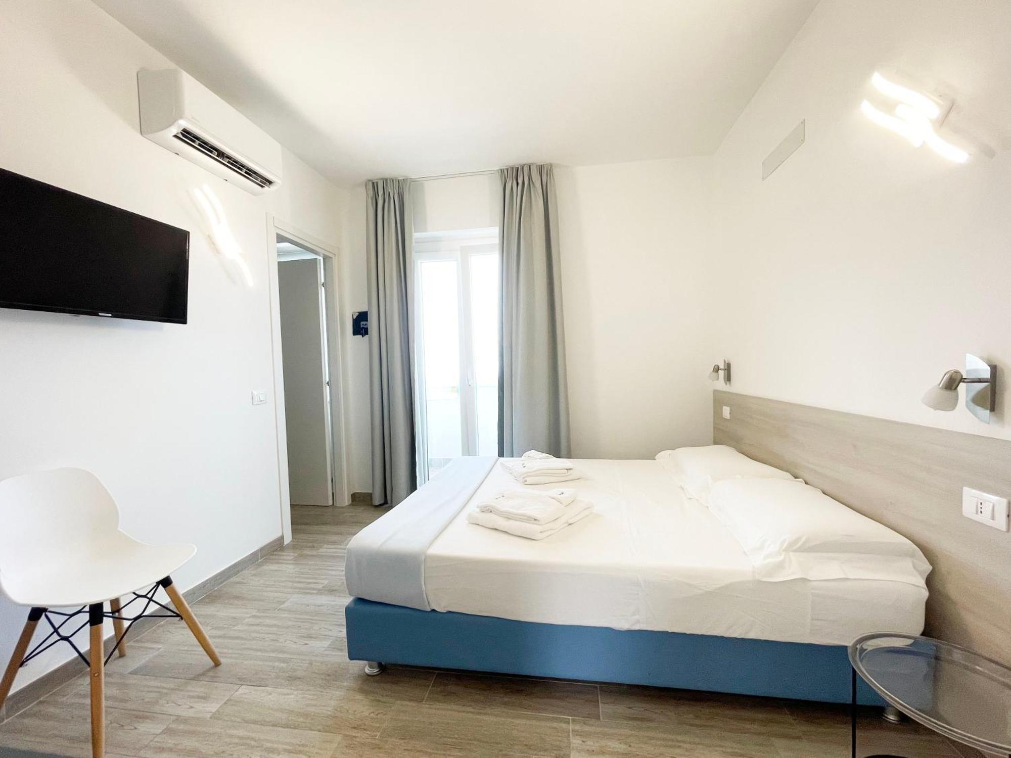 サンタ・ドメーニカ Perla Blu Tropea Bed & Breakfast エクステリア 写真